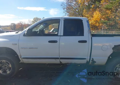 2006 Dodge Ram 2500 Slt/Trx4 Off Road/Sport/Power Wagon from USA, damaged, VIN 1D7KS28D16J173153